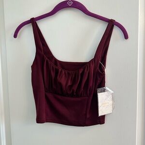 Fashion Brand Company Sleeveless Ruched Crop Top - Burgundy